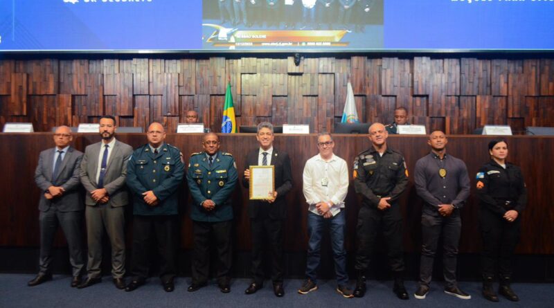 AGEPOL - ASSOCIAÇÃO GERAL POLICIAIS CIVIS - SEPS 713/913 bl C