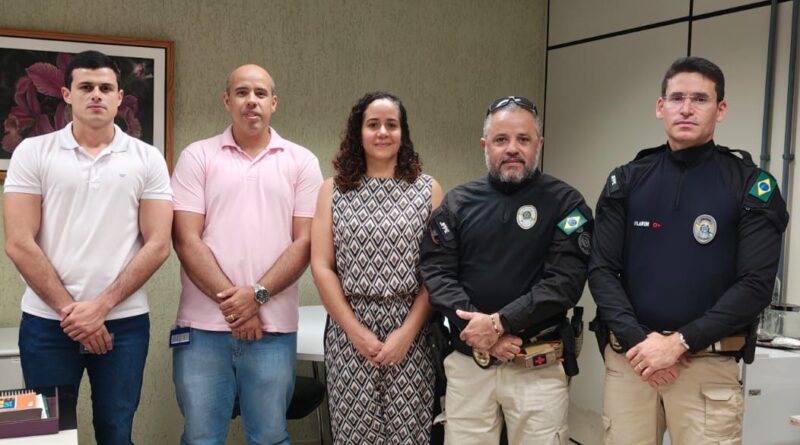 AGEPOLJUS DIALOGA COM JUÍZA DIRETORA DA SUBSEÇÃO DE JABOATÃO DOS GUARARAPES SOBRE NECESSIDADE DE NOMEAÇÕES