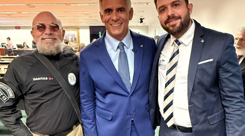 AGEPOLJUS E COMISSÃO NACIONAL DE APROVADOS CUMPREM AGENDA ESTRATÉGICA EM DEFESA DA POLÍCIA JUDICIAL