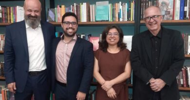 AGEPOLJUS PRESTIGIA LANÇAMENTO DE LIVRO SOBRE OS SERVIDORES PÚBLICOS NA REFORMA ADMINISTRATIVA