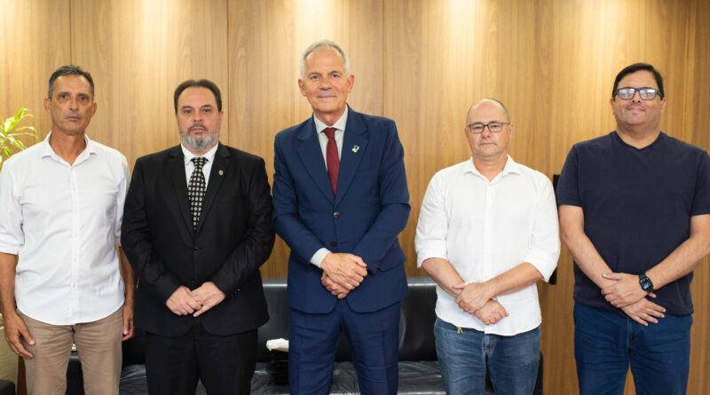 REUNIÃO COM O PRESIDENTE DO TRE/SC TRATA SOBRE A ESTRUTURAÇÃO DA POLÍCIA JUDICIAL