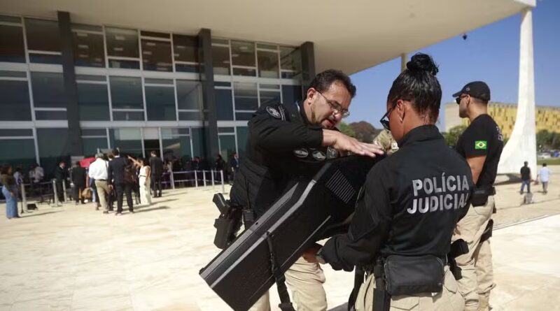 POLÍCIA JUDICIAL DO STF ATUA EM ESQUEMA ESPECIAL DE SEGURANÇA E ABATE DRONE DURANTE JULGAMENTO ENVOLVENDO O MINISTRO ALEXANDRE DE MORAES